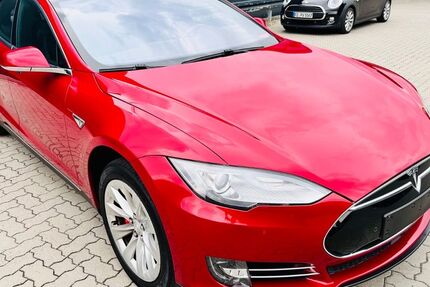 Tesla Model S 169.500 km 22.999 &euro; Geesthacht 21502