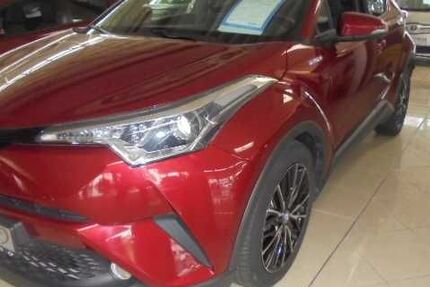 Toyota C-HR 17.356 km 18.490 € Hamburg 22043