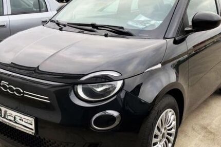 Fiat 500e 25.410 km 13.930 € Buchholz 21244