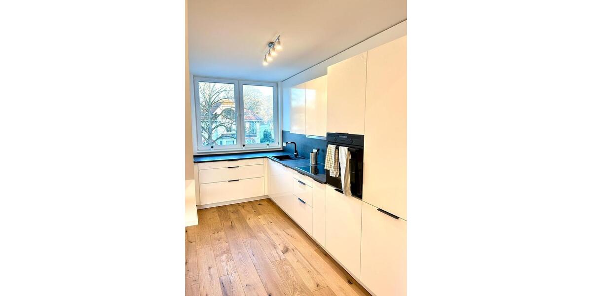 Wohnen auf Zeit: Neubauwohnung im charmantem Bestandshaus 3 zimmer