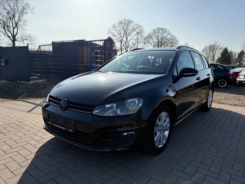 VW Golf 207.000 km 6.990 € Ellerau 25479