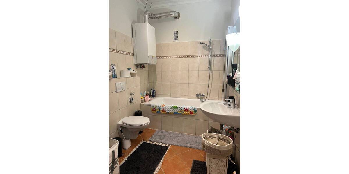 Etagenwohnung Hamburg Winterhude - 3 Zimmer, 106 m&sup2;, 1.850&euro; | Angebot:26161583