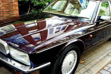 Jaguar Daimler 61.000 km 22.800 &euro; Hamburg, Freie und Hansestadt 20144