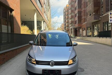 VW Touran 73.000 km 11.999 &euro; Hamburg 20097