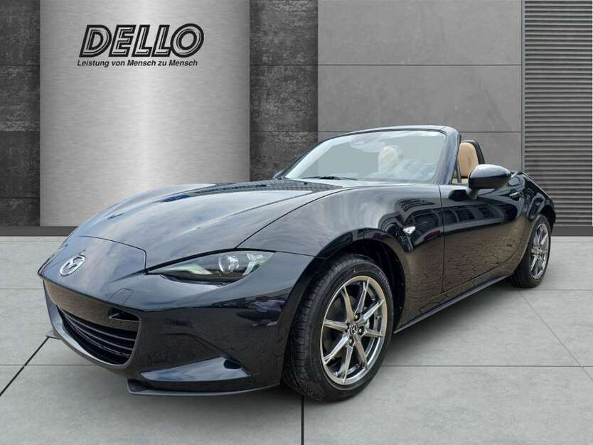Mazda MX-5 2.990 km 33.980 € Hamburg 21079