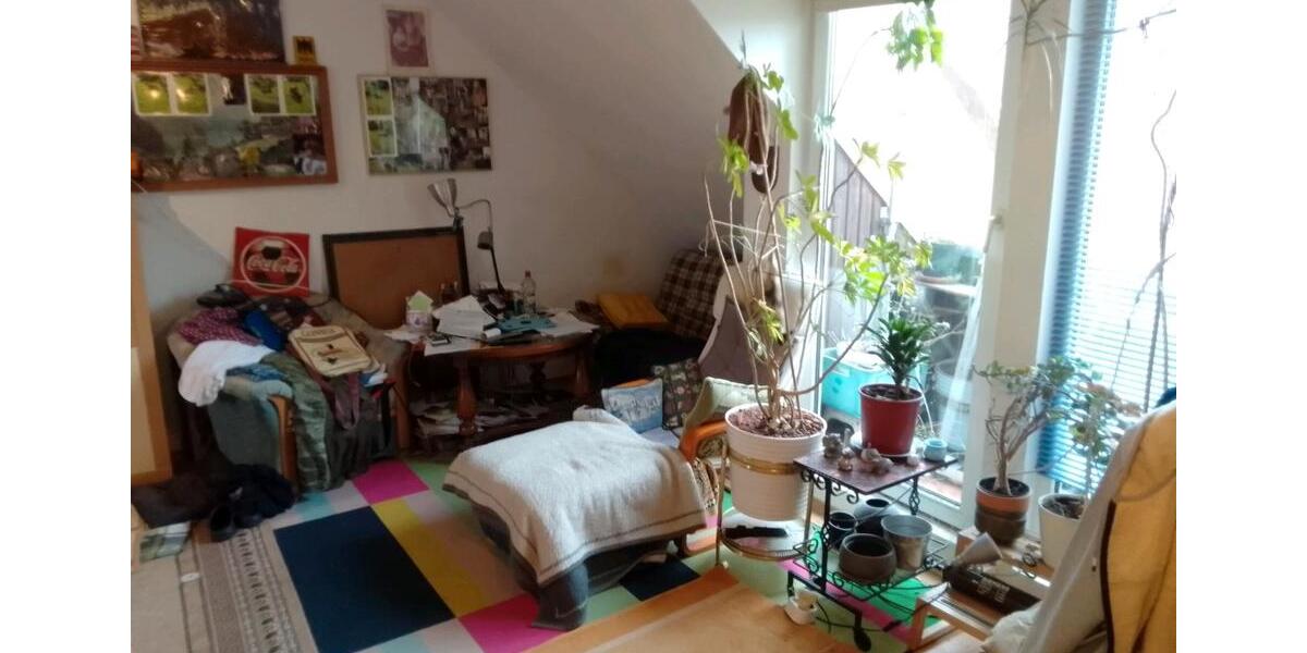 Dachgeschoßwohnung Hamburg Groß Borstel - 1 Zimmer, 35 m&sup2;, 653&euro; | Angebot:26342957
