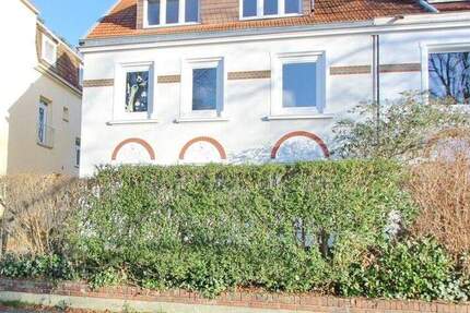 Haus Hamburg Fuhlsbüttel - 8 Zimmer, 699.000&euro; | Angebot:25743555