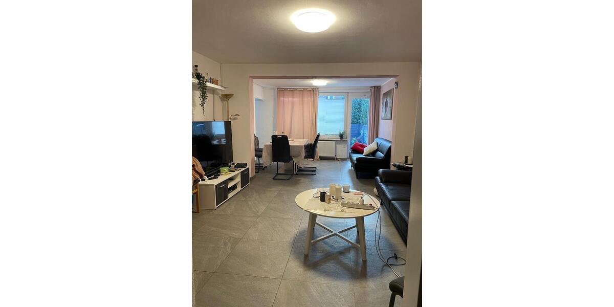 Reihenhaus Hamburg Langenhorn - 9 Zimmer, 180 m&sup2;, 750.000&euro; | Angebot:26115160