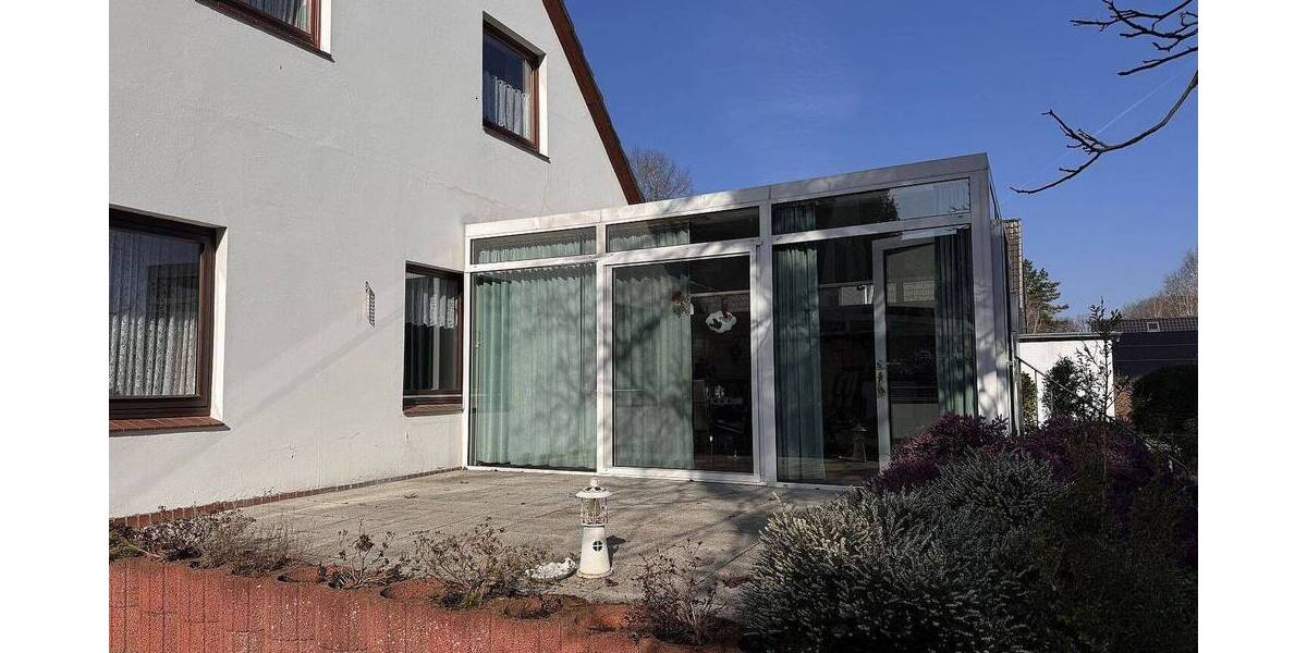 Mehrfamilienhaus, Wohnhaus Ahrensburg - 4 Zimmer, 108 m&sup2;, 275.000&euro; | Angebot:26092590