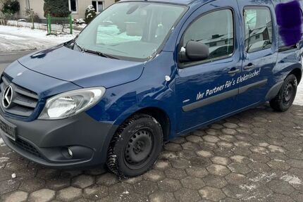 Mercedes-Benz Citan 224.000 km 5.500 &euro; Stelle 21435