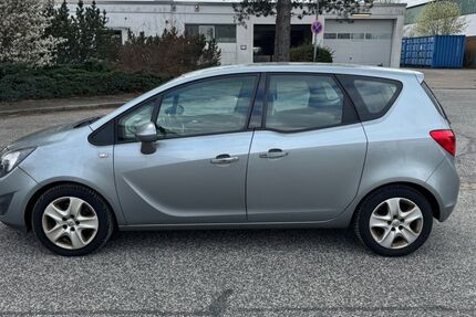 Opel Meriva 402.468 km 1.499 &euro; Barsbüttel 22885
