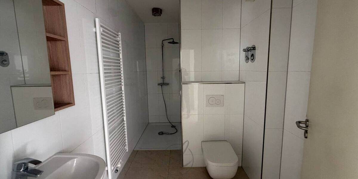 Etagenwohnung Hamburg Eilbek - 2 Zimmer, 67 m&sup2;, 1.410&euro; | Angebot:26275770