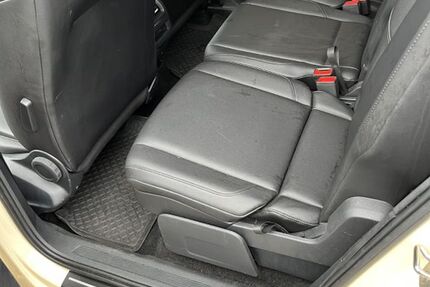 VW Touran 114.725 km 19.999 &euro; Hamburg 22768