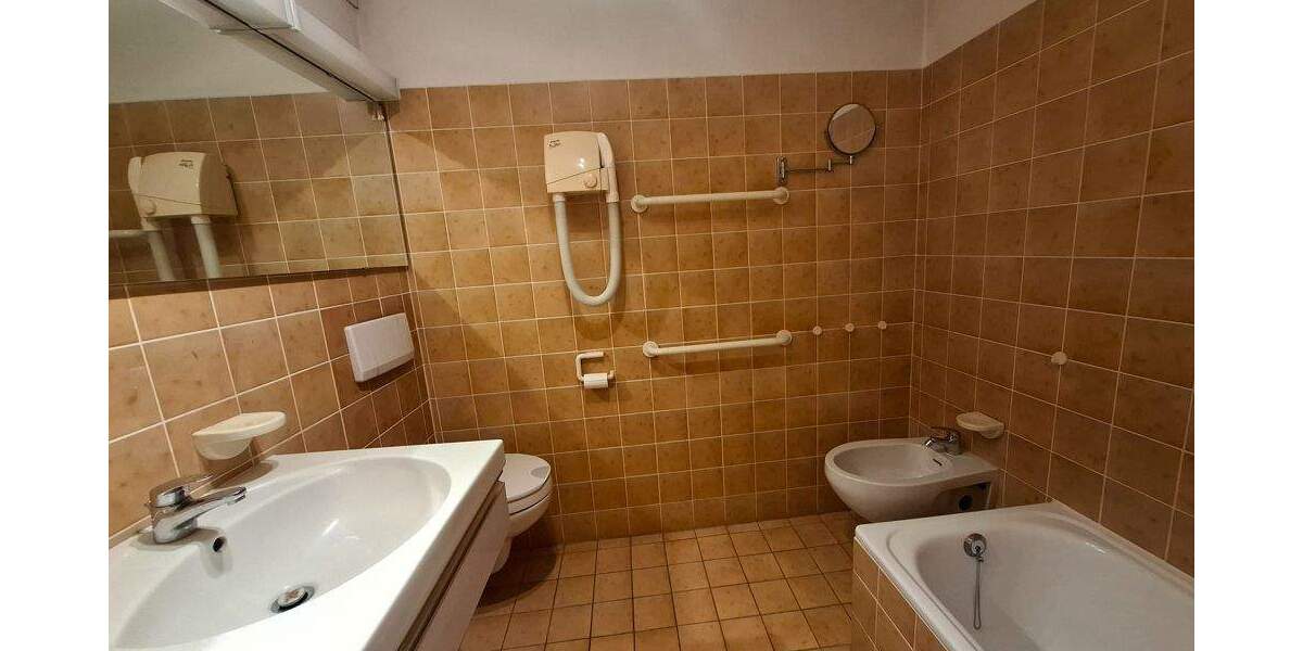 Doppelhaushälfte für die kleine Familie! 4 zimmer