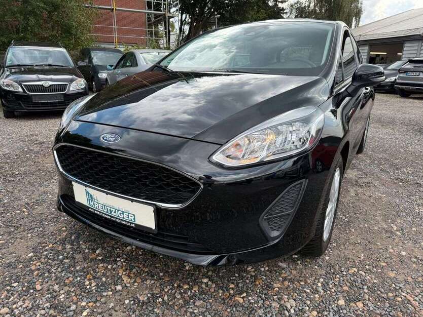 Ford Fiesta 23.581 km 10.990 € Hamburg 22179