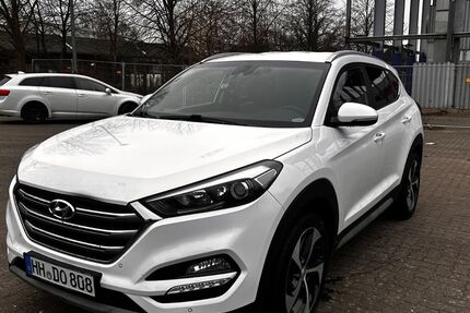 Hyundai TUCSON 120.000 km 15.900 &euro; Hamburg 21077