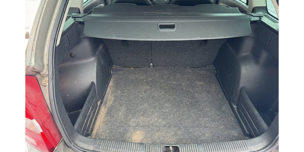 Skoda Fabia Ambiente Family 5J 188.000 km 1.999 &euro; Hamburg 22339