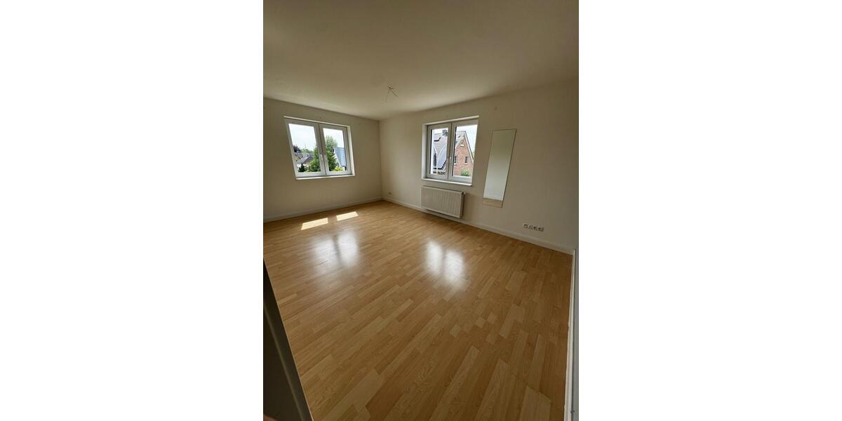 Dachgeschoßwohnung Börnsen - 5 Zimmer, 158 m&sup2;, 1.800&euro; | Angebot:26057087