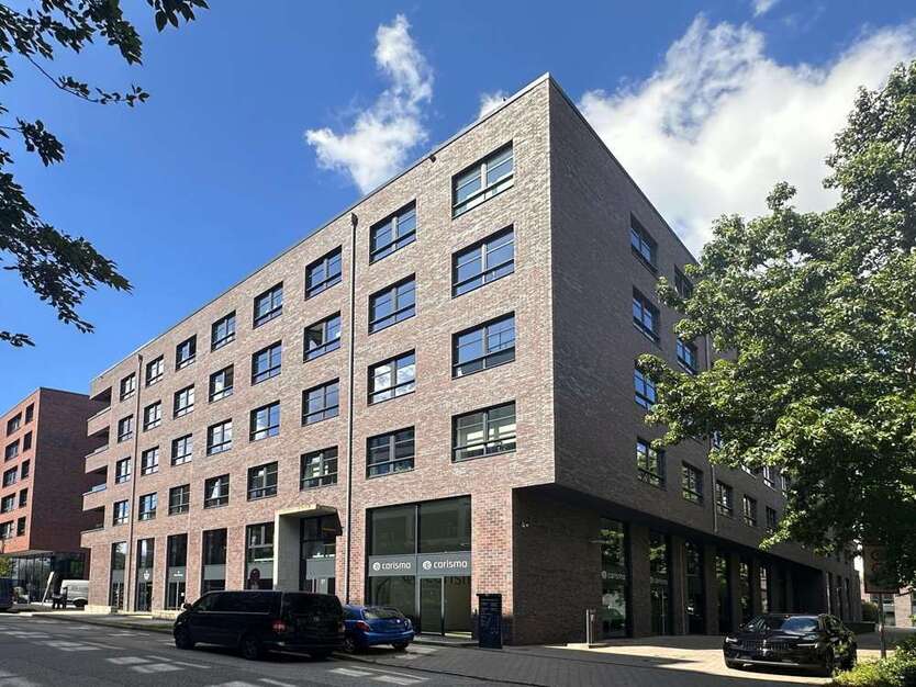Büro in Hamburg 3.566,15 € 216.13 m²