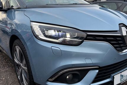 Renault Scenic 86.606 km 11.990 € Hamburg 22179