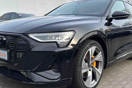 Audi e-tron 28.235 km 35.950 &euro; Hamburg 22047