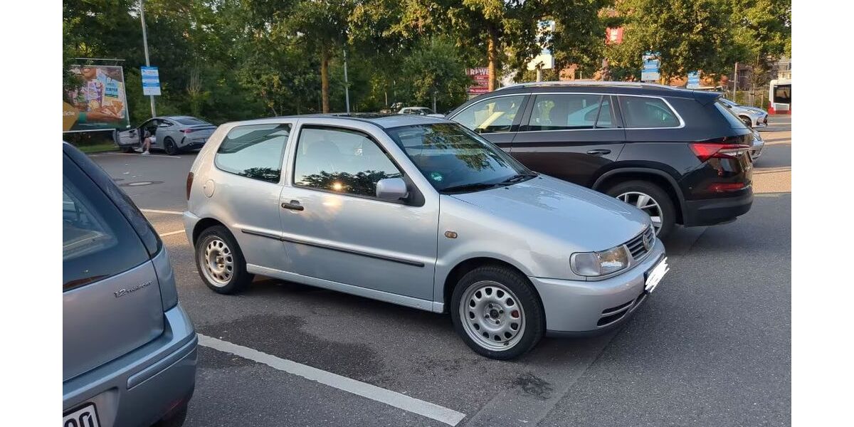 VW Polo 119.000 km 3.333 &euro; Hamburg 21147