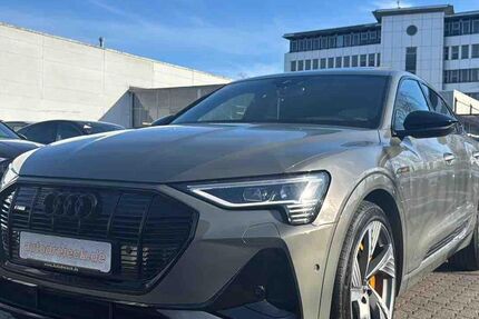 Audi e-tron 69.269 km 34.950 &euro; Hamburg 22047