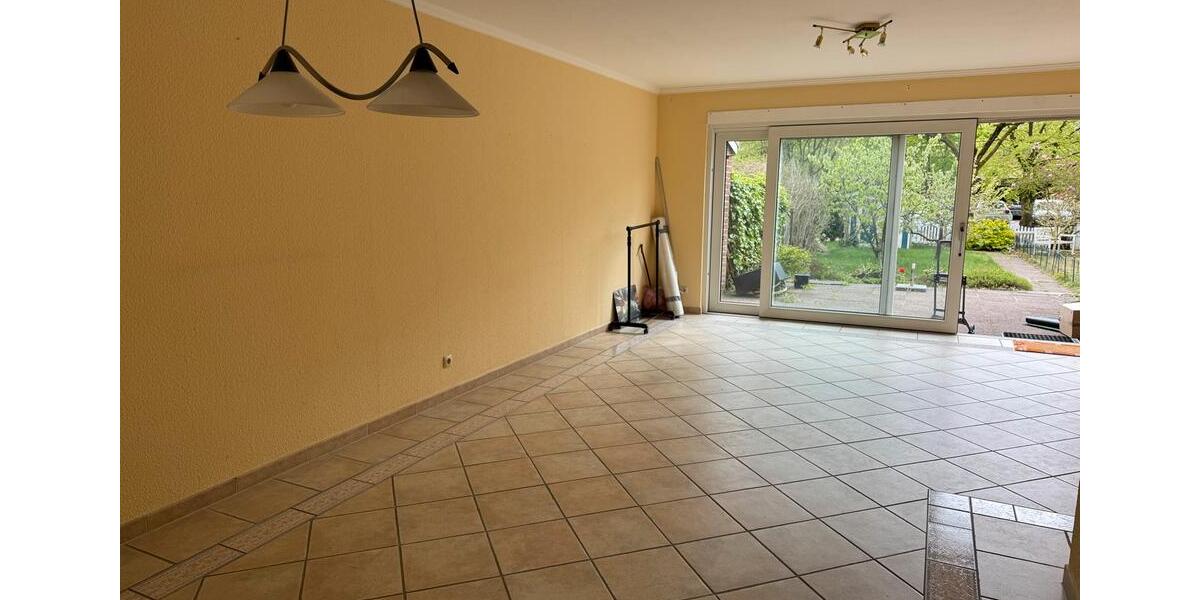 Reihenhaus Reinbek - 4 Zimmer, 120 m&sup2;, 480.000&euro; | Angebot:26384676