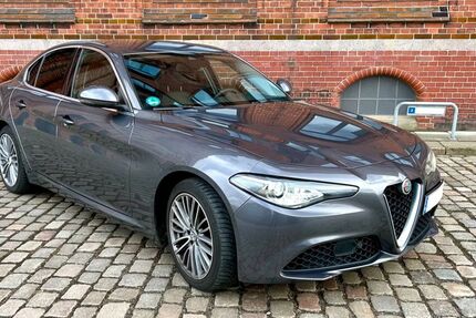 Alfa Romeo Giulia 71.500 km 23.500 &euro; Hamburg 20253