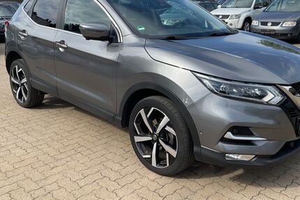 Nissan Qashqai 140.900 km 13.999 &euro; Hamburg 21107
