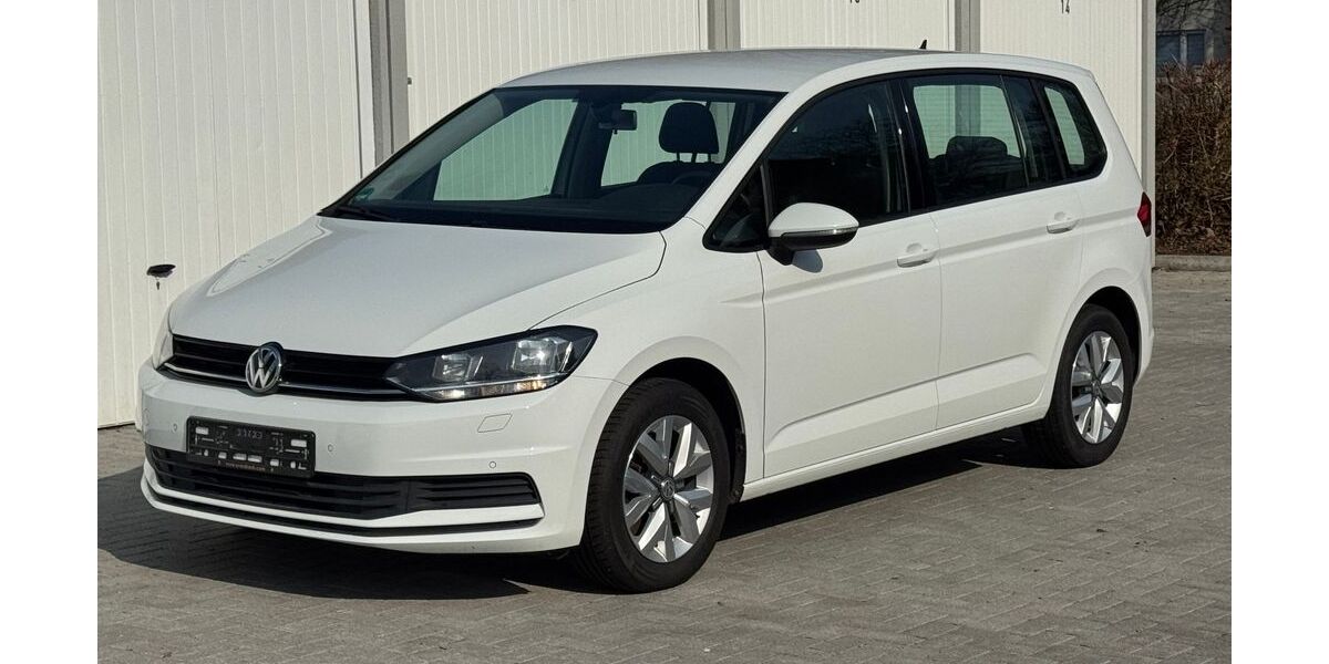 VW Touran 149.050 km 12.500 &euro; Hamburg 22149