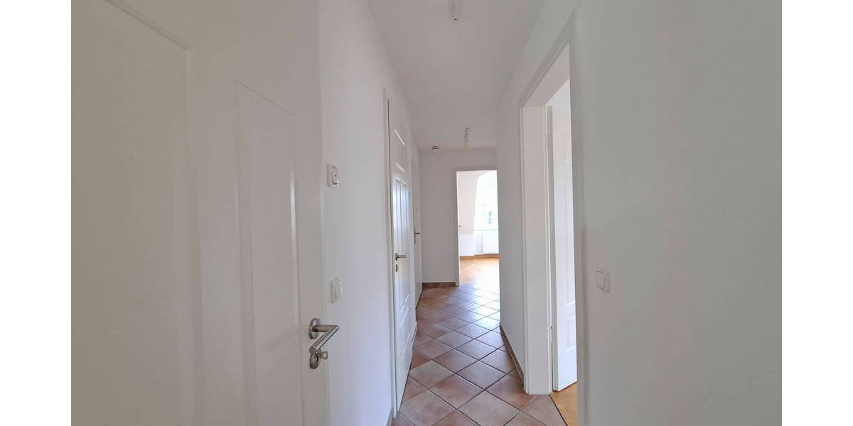 Etagenwohnung Hamburg Lokstedt - 3 Zimmer, 115 m&sup2;, 1.800&euro; | Angebot:26065049