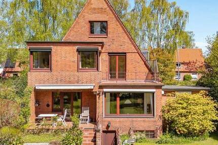 Haus Hamburg Wellingsbüttel - 8 Zimmer, 202 m&sup2;, 980.000&euro; | Angebot:26894510