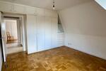 Dachgeschoßwohnung Hamburg Altona - 2.5 Zimmer, 89 m&sup2;, 1.300&euro; | Angebot:26123736