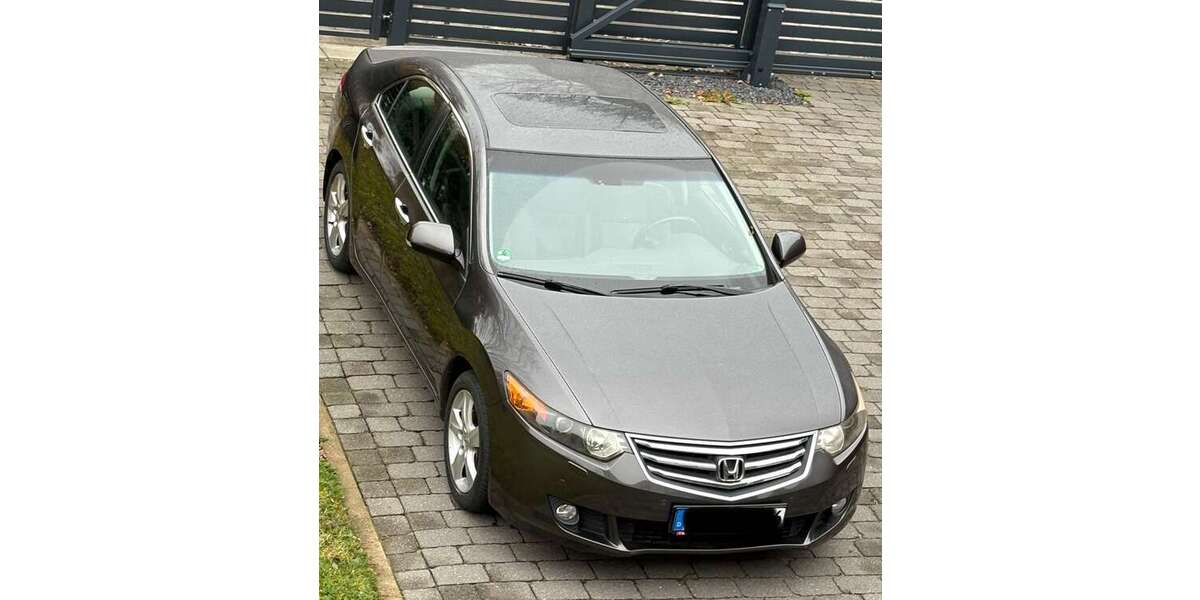 Honda Accord 119.195 km 10.900 € Hamburg 22419