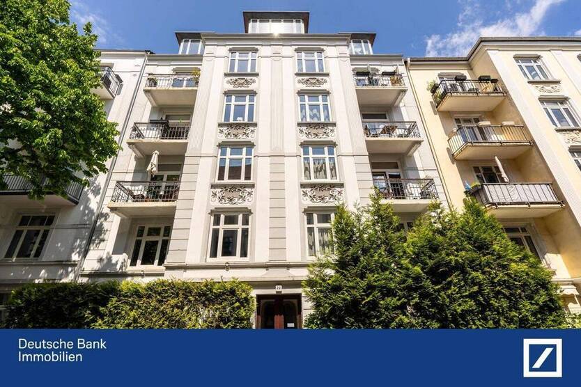Charmante 2-Zimmer-Wohnung im Jugendstil mit Balkon!