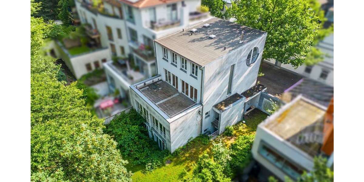 Haus zum Kaufen in Hamburg 2.270.000 € 300 m² 9 zimmer