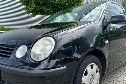 VW Polo 246.169 km 750 &euro; HAMBURG-STAPELFELD 22145