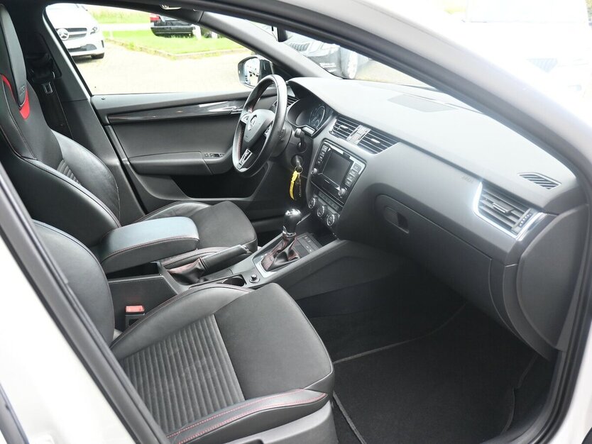 Skoda Octavia 2.0 TSI RS combi DSG Navi Leder Pano Alu 165.000 km 14.400 € Seevetal - Hittfeld 21218