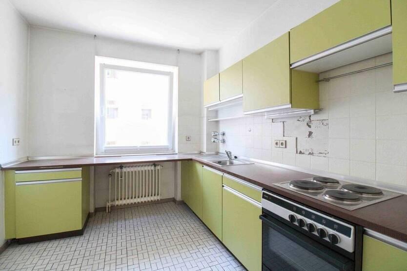 Ruhig & urban - hier passt Alles! 3-Zi.-Etagenwohnung mit Balkon, eigenem TG-Stellplatz und Aufzug