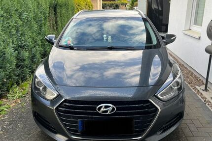 Hyundai i40 220.000 km 6.500 &euro; Winsen 21423