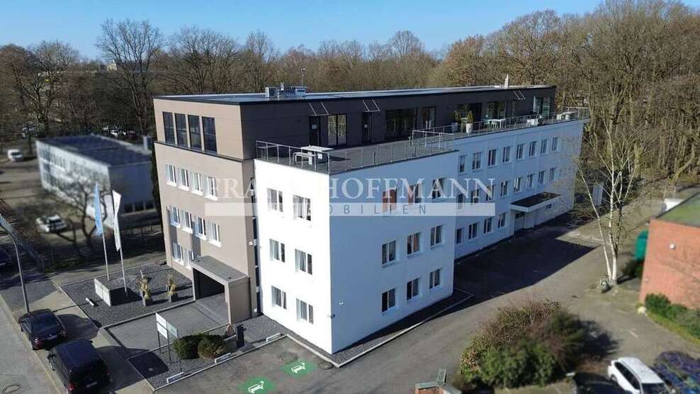 Büro in Hamburg 4.150.000 € 2218 m²