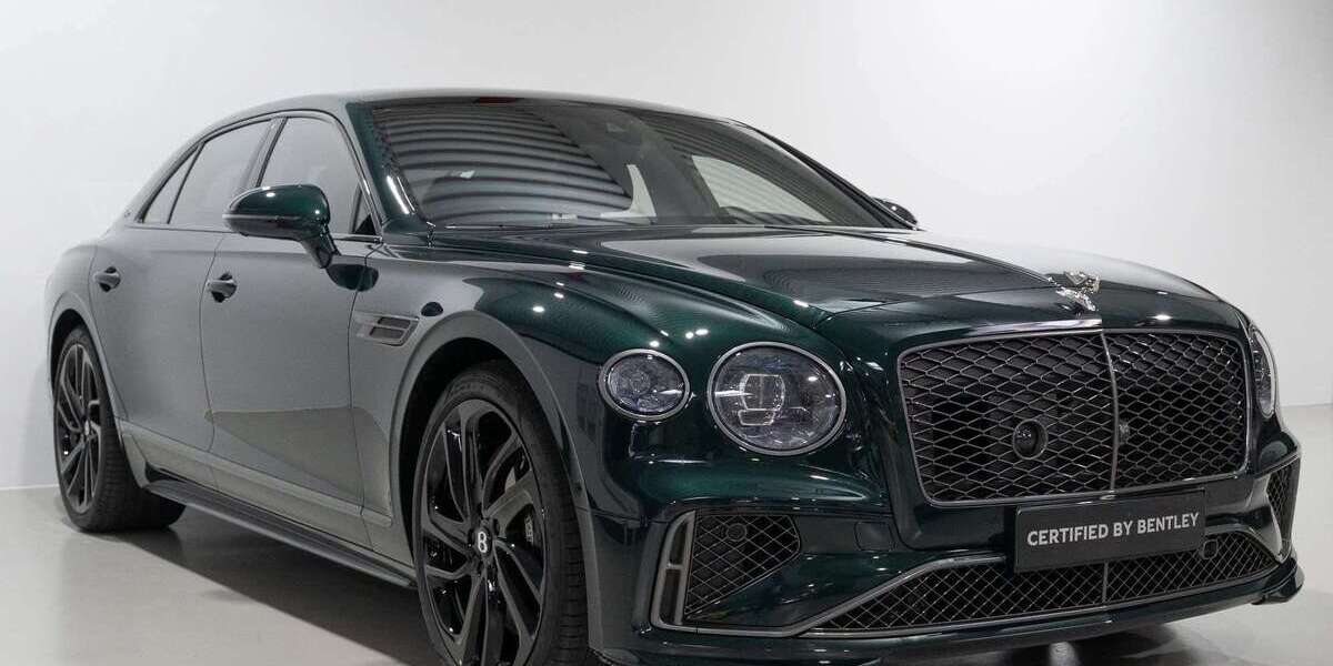 Bentley Flying Spur 2.897 km 284.900 € Hamburg 22419