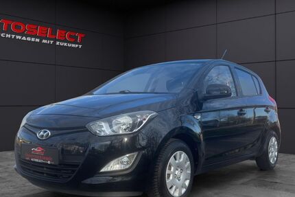Hyundai i20 110.543 km 3.980 &euro; Hamburg 22113