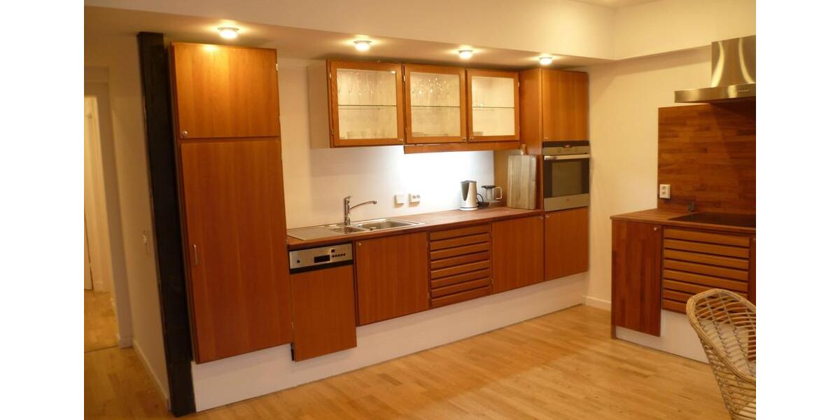 Dachgeschoßwohnung Hamburg Bahrenfeld - 2.5 Zimmer, 82 m&sup2;, 1.150&euro; | Angebot:26279207