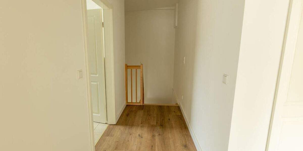 Doppelhaushälfte Hamburg Rissen - 4 Zimmer, 100 m&sup2;, 1.990&euro; | Angebot:24520258