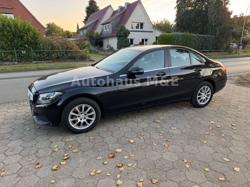 Mercedes-Benz C 200 134.000 km 12.990 € Stelle 21435