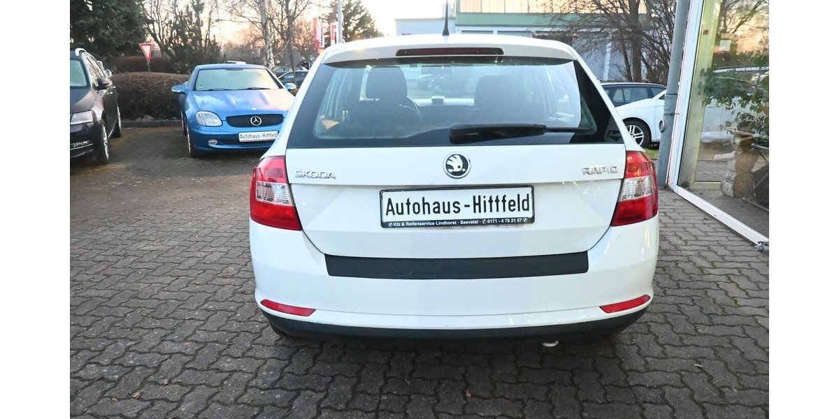 Skoda Rapid Spaceback 1.2 NAVI!!! Steuerkette neu!!! 175.000 km 6.660 &euro; Seevetal - Hittfeld 21218