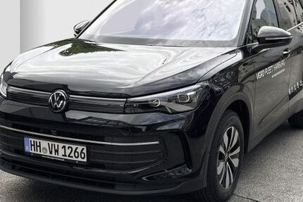 VW Tiguan 5.513 km 52.950 € Hamburg 22303