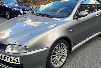 Alfa Romeo GT 183.000 km 1.700 &euro; Hamburg 22767